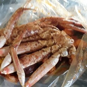 Meet your Posher, Gloria